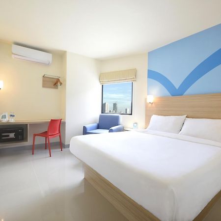 Hop Inn Hotel Aseana City Manila Paranaque City Exterior foto